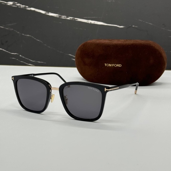 NEW TOM FORD TF949/D 01A UNISEX SUNGLASSES TOM FORD FT0949/D/S - Picture 1 of 11